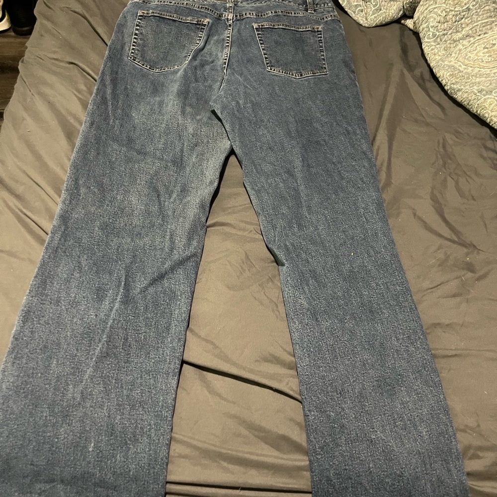 Sz 32 Tahari preloved Women's Blue Jeans - Picture 2 of 3
